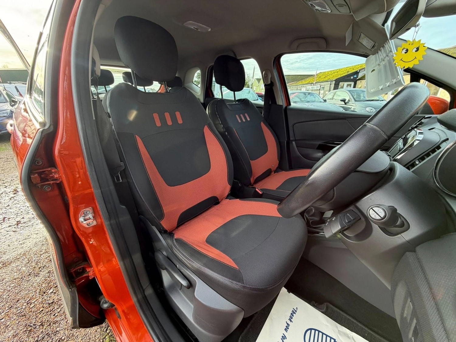 Used Renault Captur 2014 for sale - 76877889: Photo 35