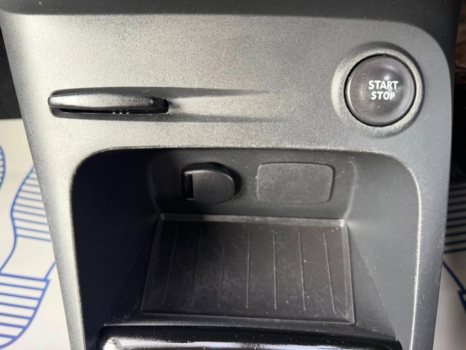 Used Renault Captur 2014 for sale - 76877889: Photo 37