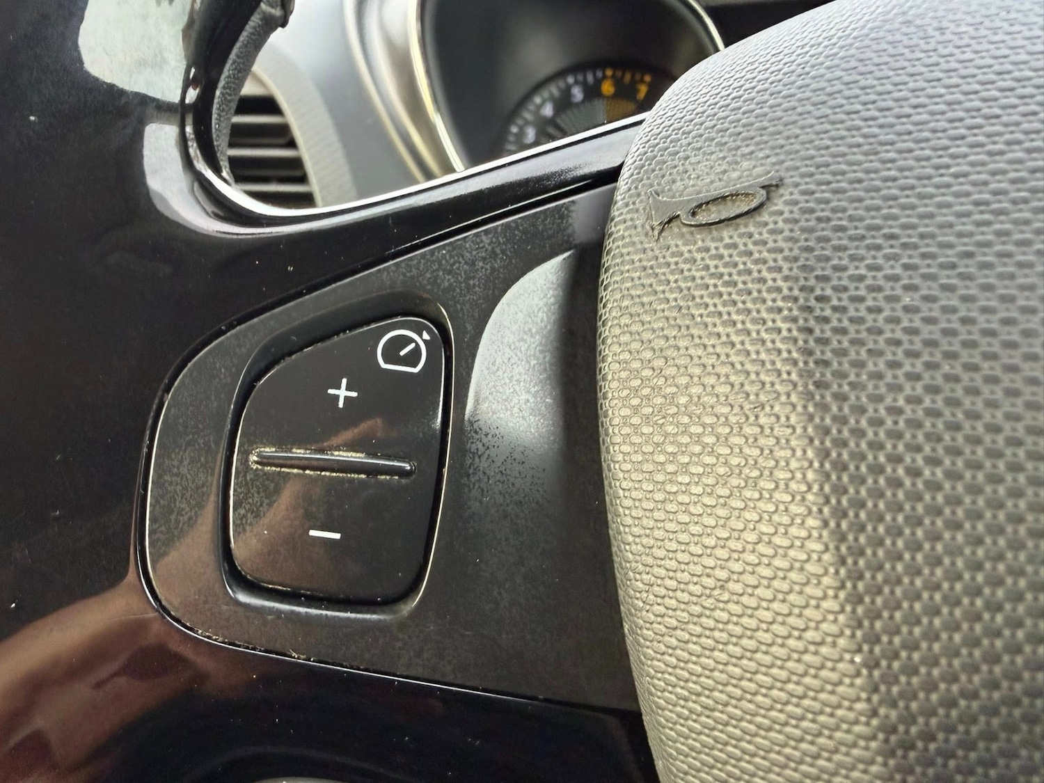 Used Renault Captur 2014 for sale - 76877889: Photo 40