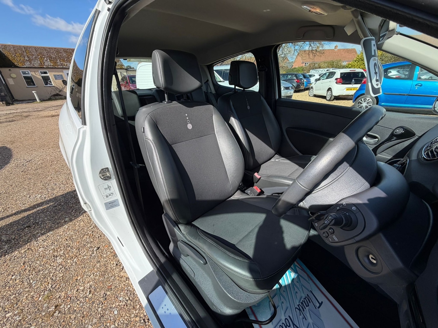 Used Renault Clio 2012 for sale - 78038794: Photo 14