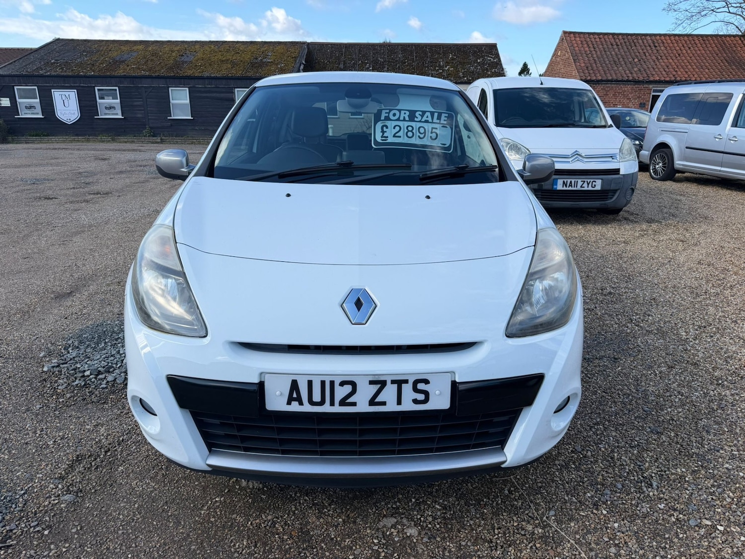 Used Renault Clio 2012 for sale - 78038794: Photo 2