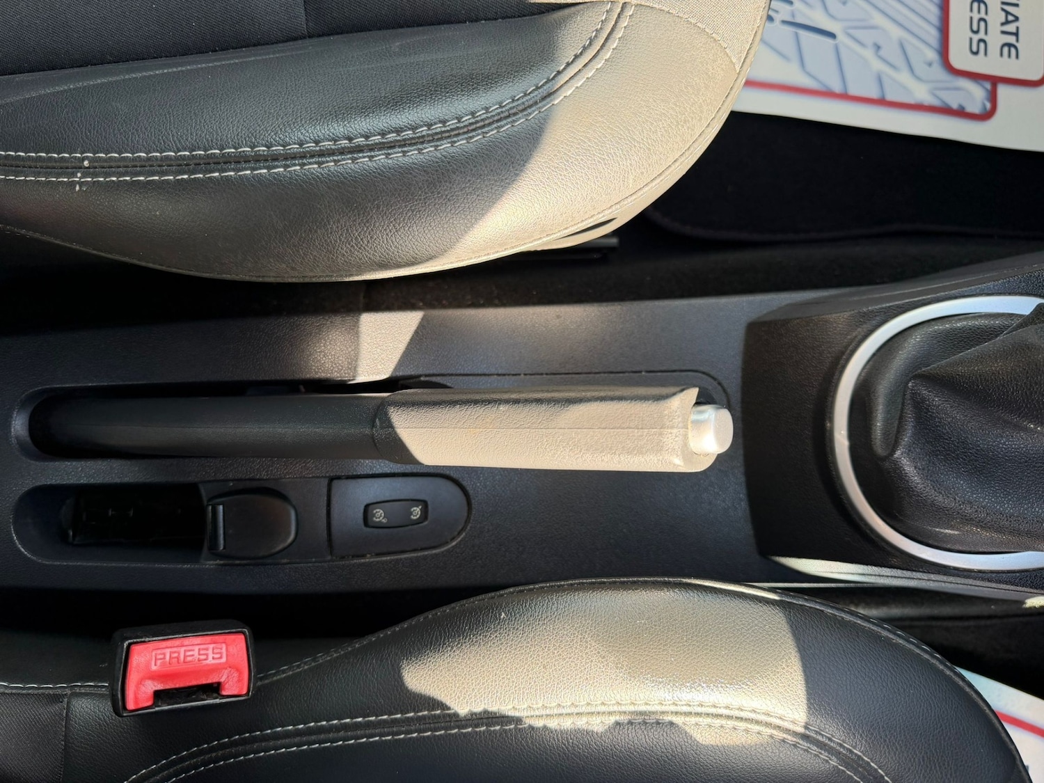 Used Renault Clio 2012 for sale - 78038794: Photo 26