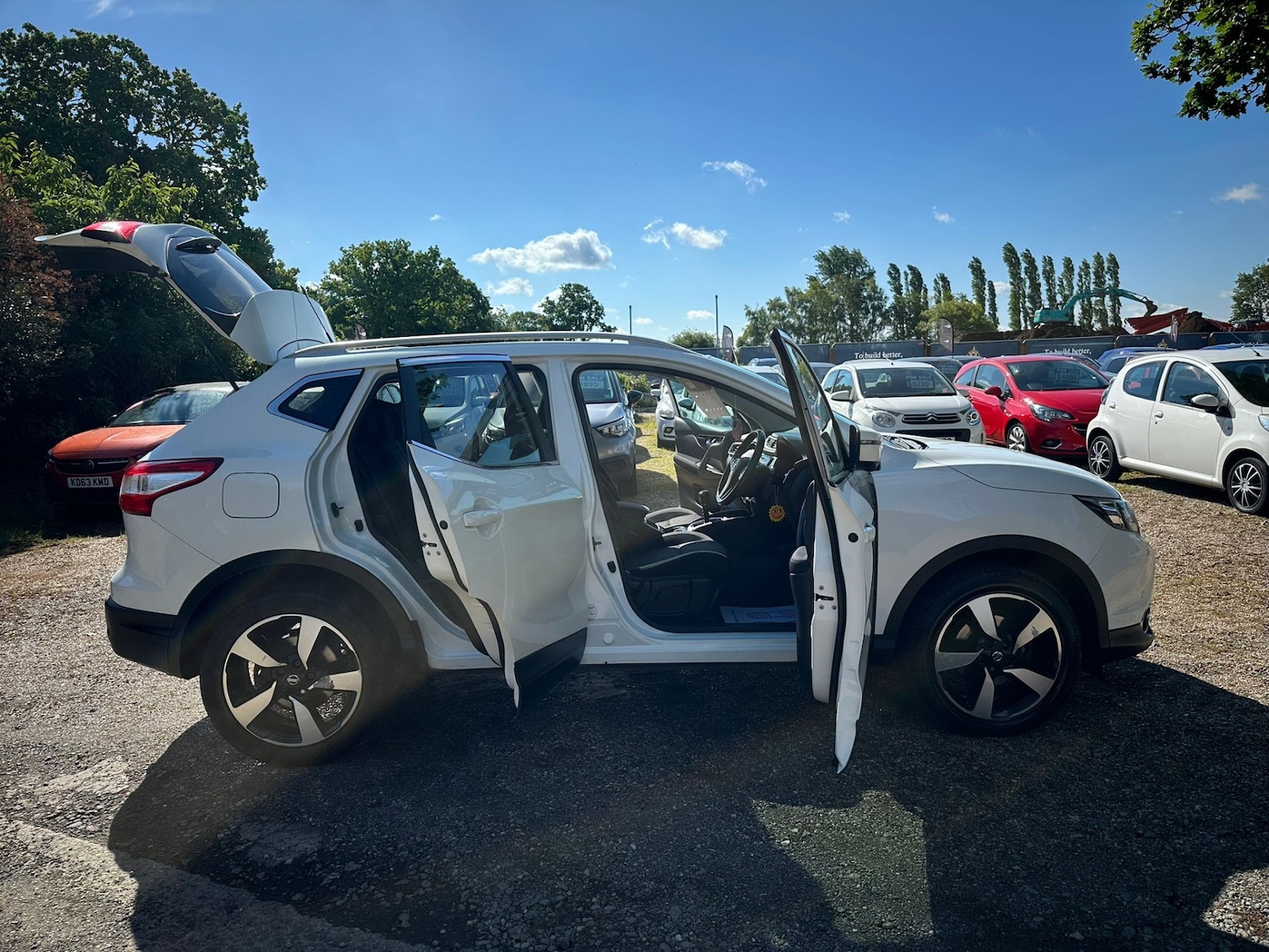 Used Nissan Qashqai 2016 for sale - 77653214: Photo 18