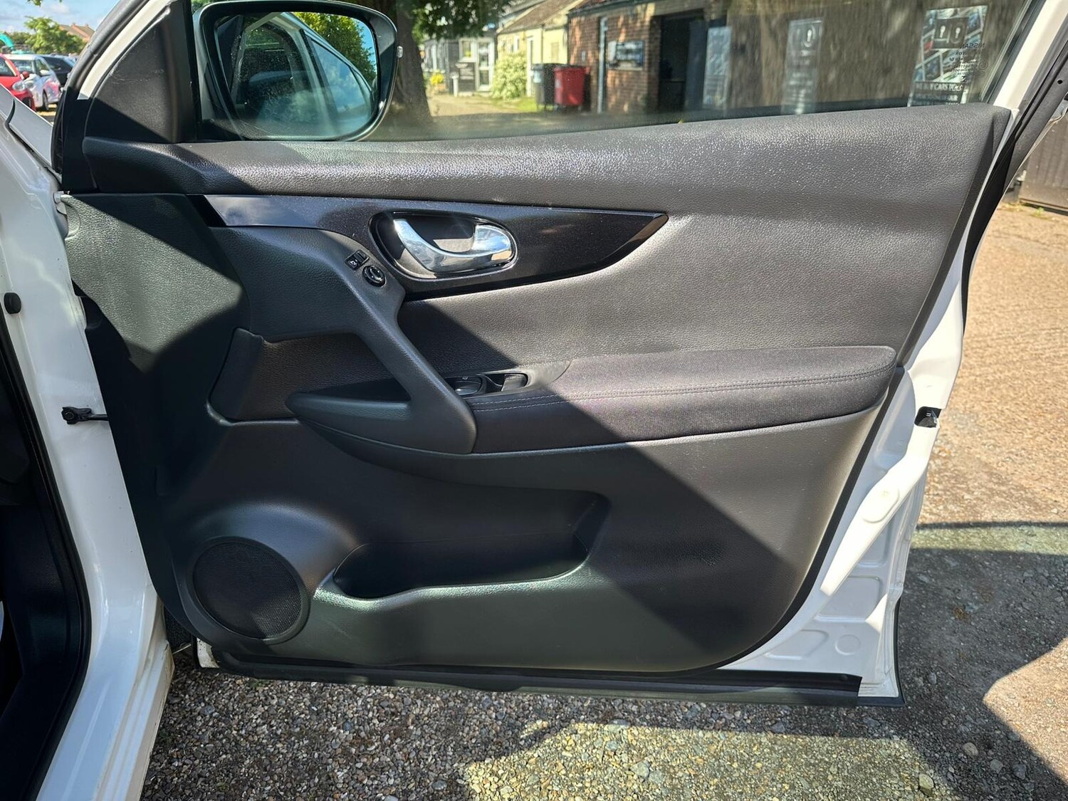 Used Nissan Qashqai 2016 for sale - 77653214: Photo 34