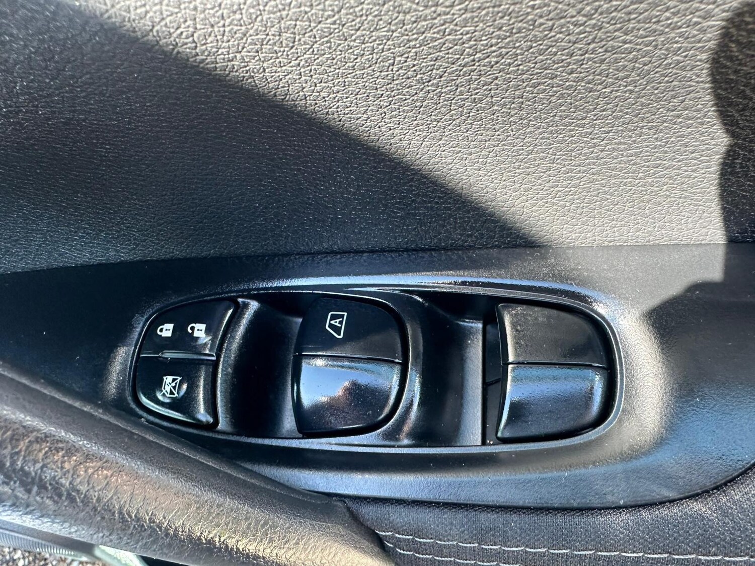 Used Nissan Qashqai 2016 for sale - 77653214: Photo 35