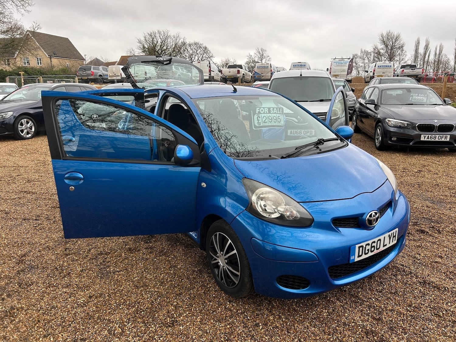 Used Toyota AYGO 2010 for sale - 77298445: Photo 11