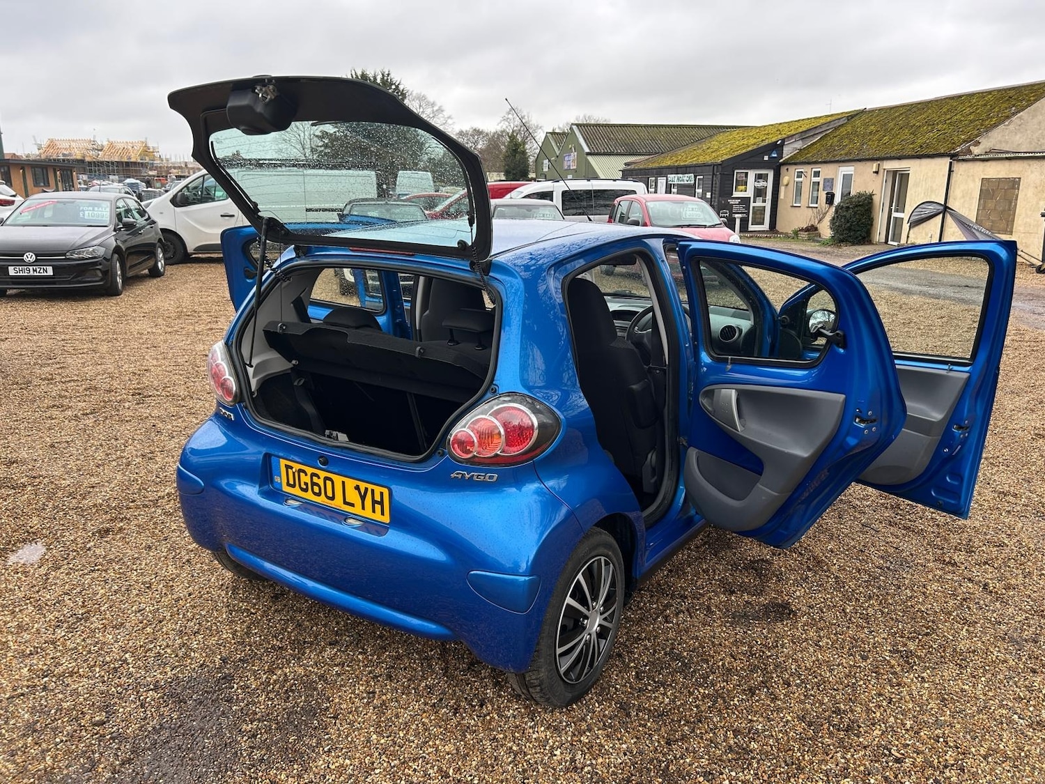 Used Toyota AYGO 2010 for sale - 77298445: Photo 13