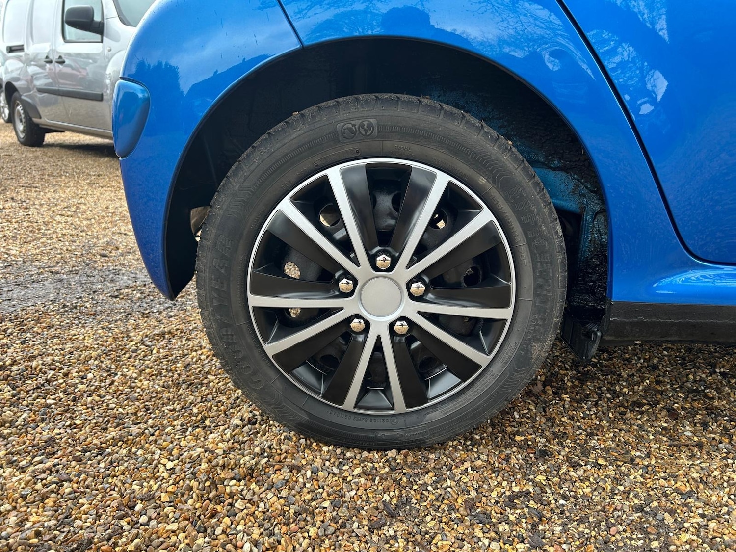 Used Toyota AYGO 2010 for sale - 77298445: Photo 22