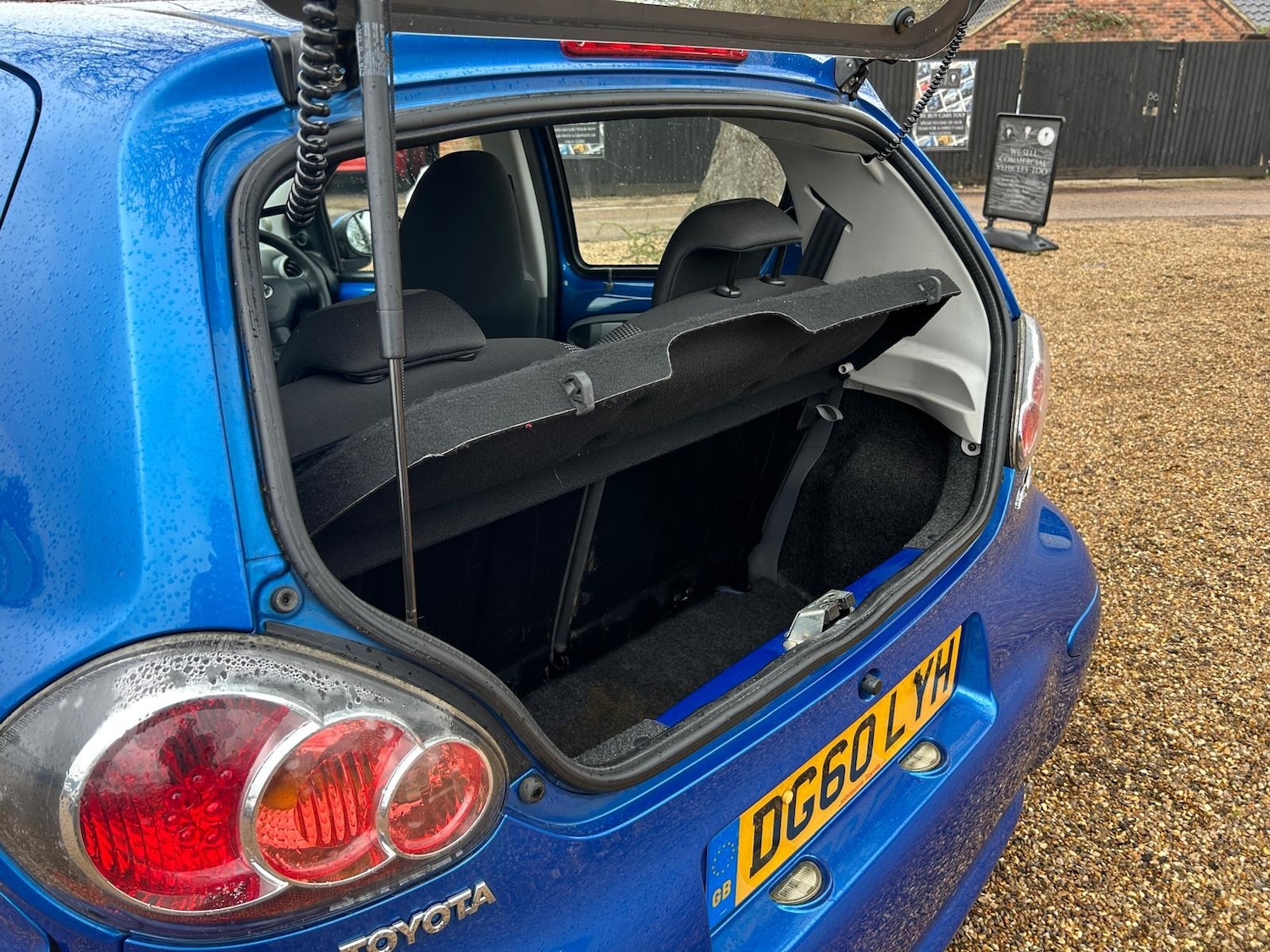 Used Toyota AYGO 2010 for sale - 77298445: Photo 25