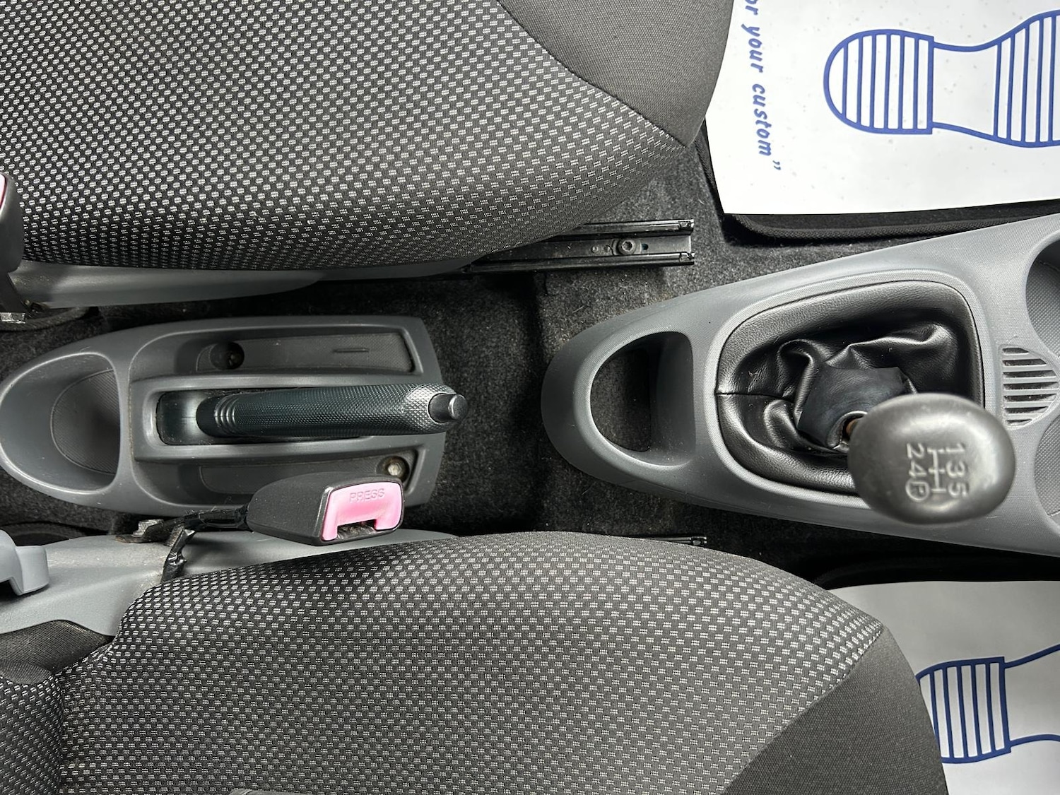 Used Toyota AYGO 2010 for sale - 77298445: Photo 41