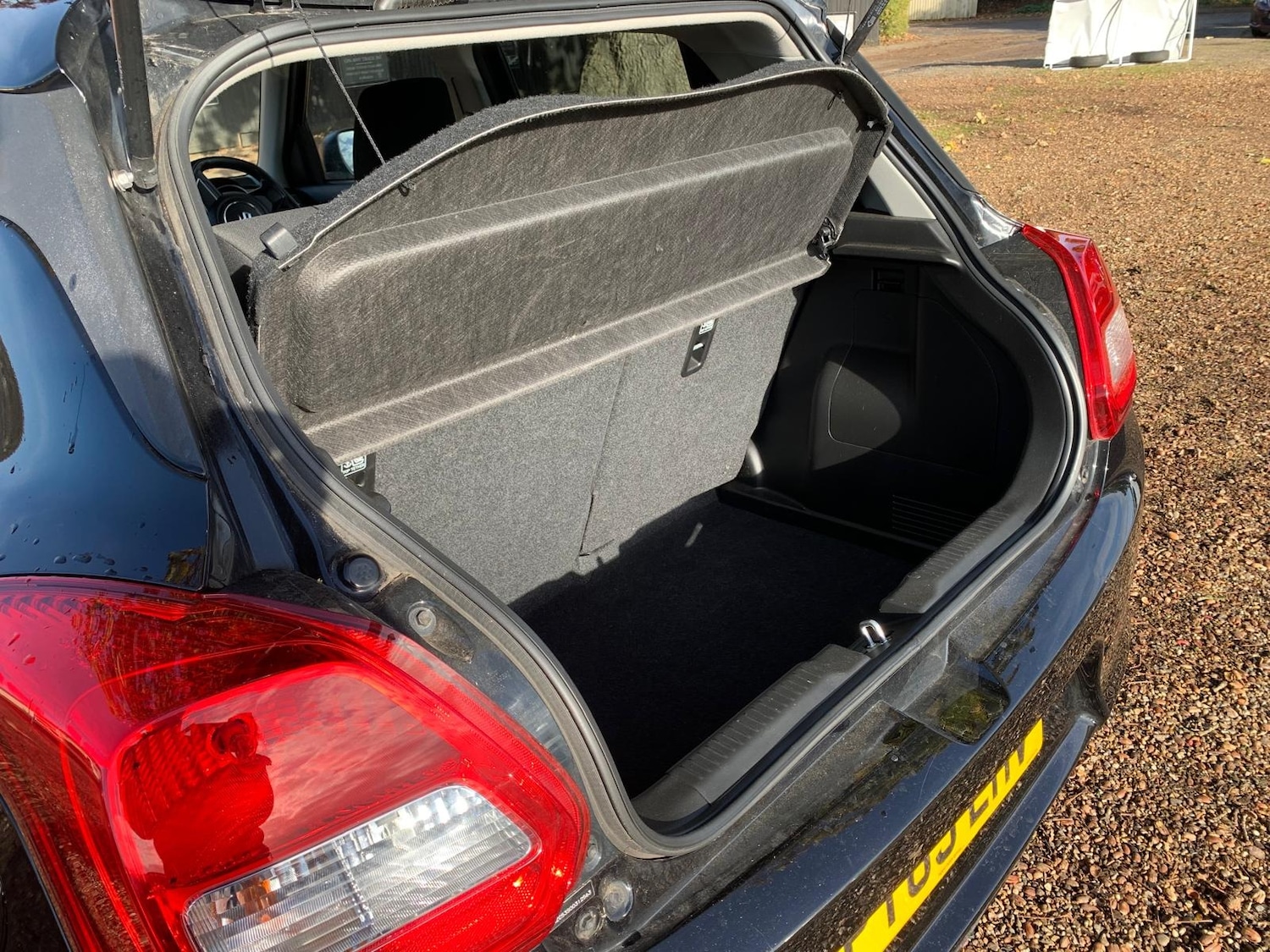 Used Suzuki Swift 2020 for sale - 76426674: Photo 25