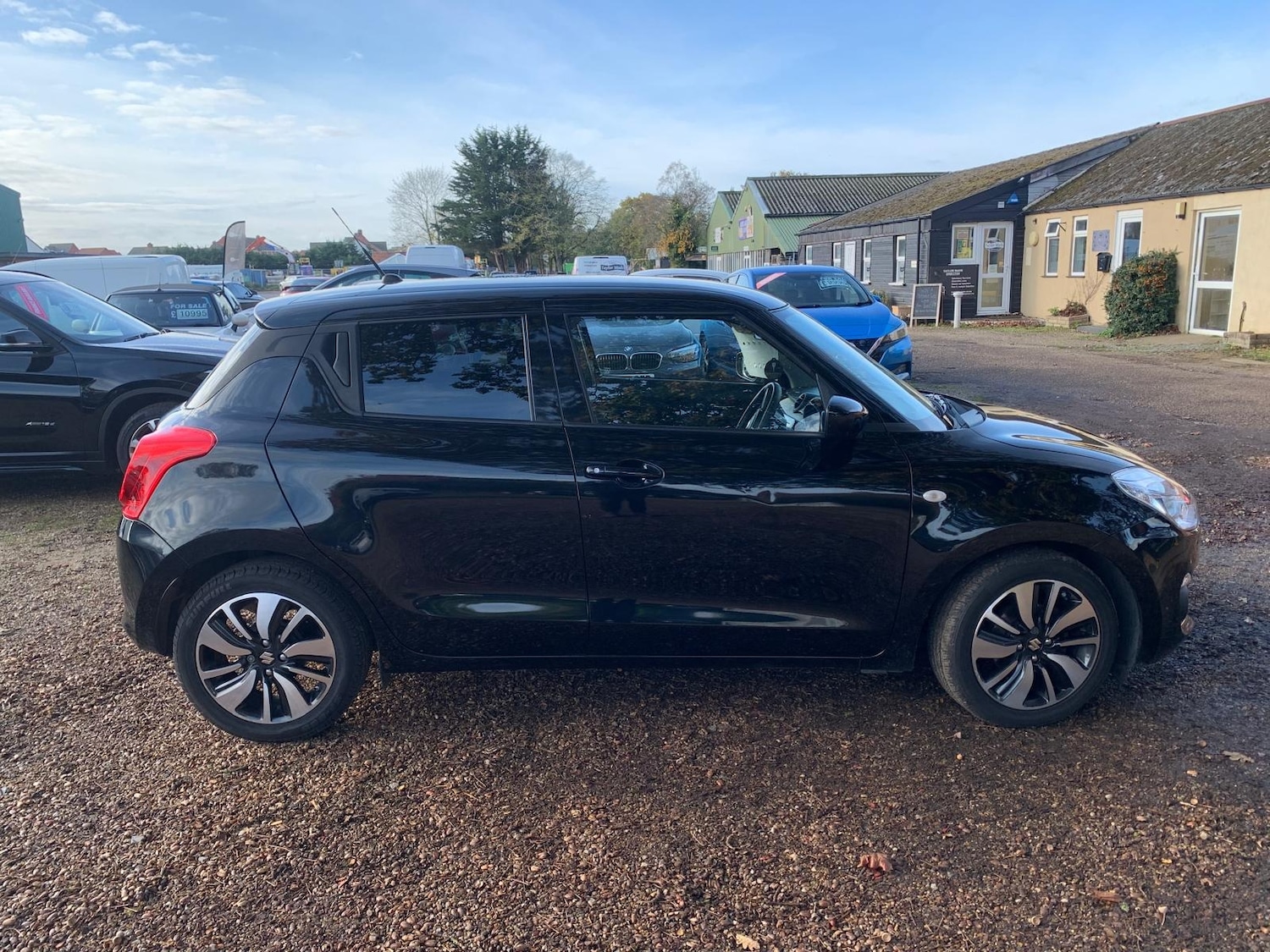 Used Suzuki Swift 2020 for sale - 76426674: Photo 4