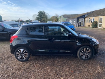 Used Suzuki Swift 2020 for sale - 76426674: Photo