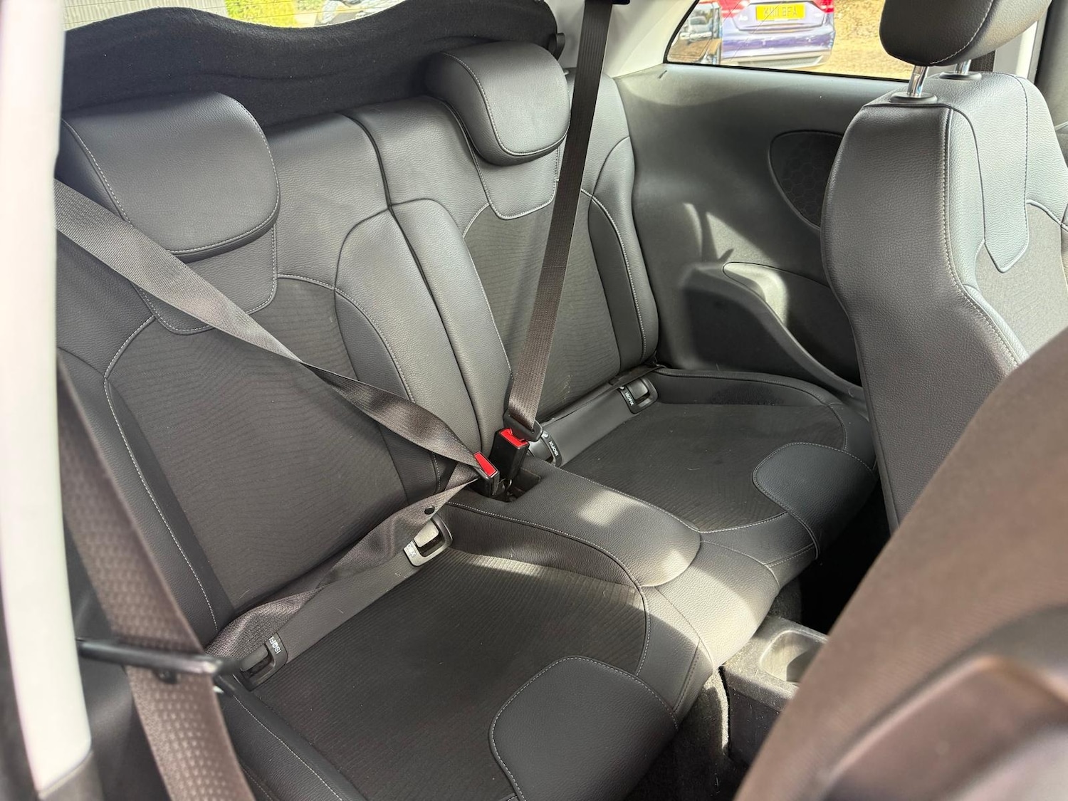 Used Vauxhall ADAM 2017 for sale - 78000387: Photo 21