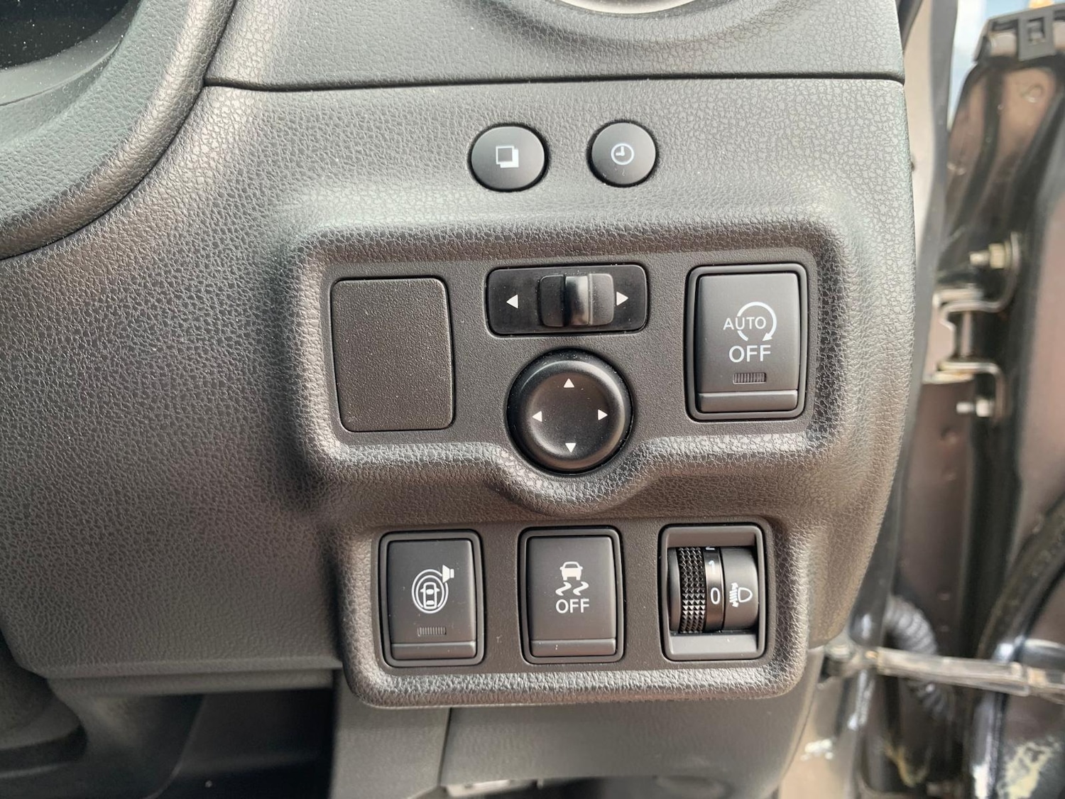 Vehicle 34