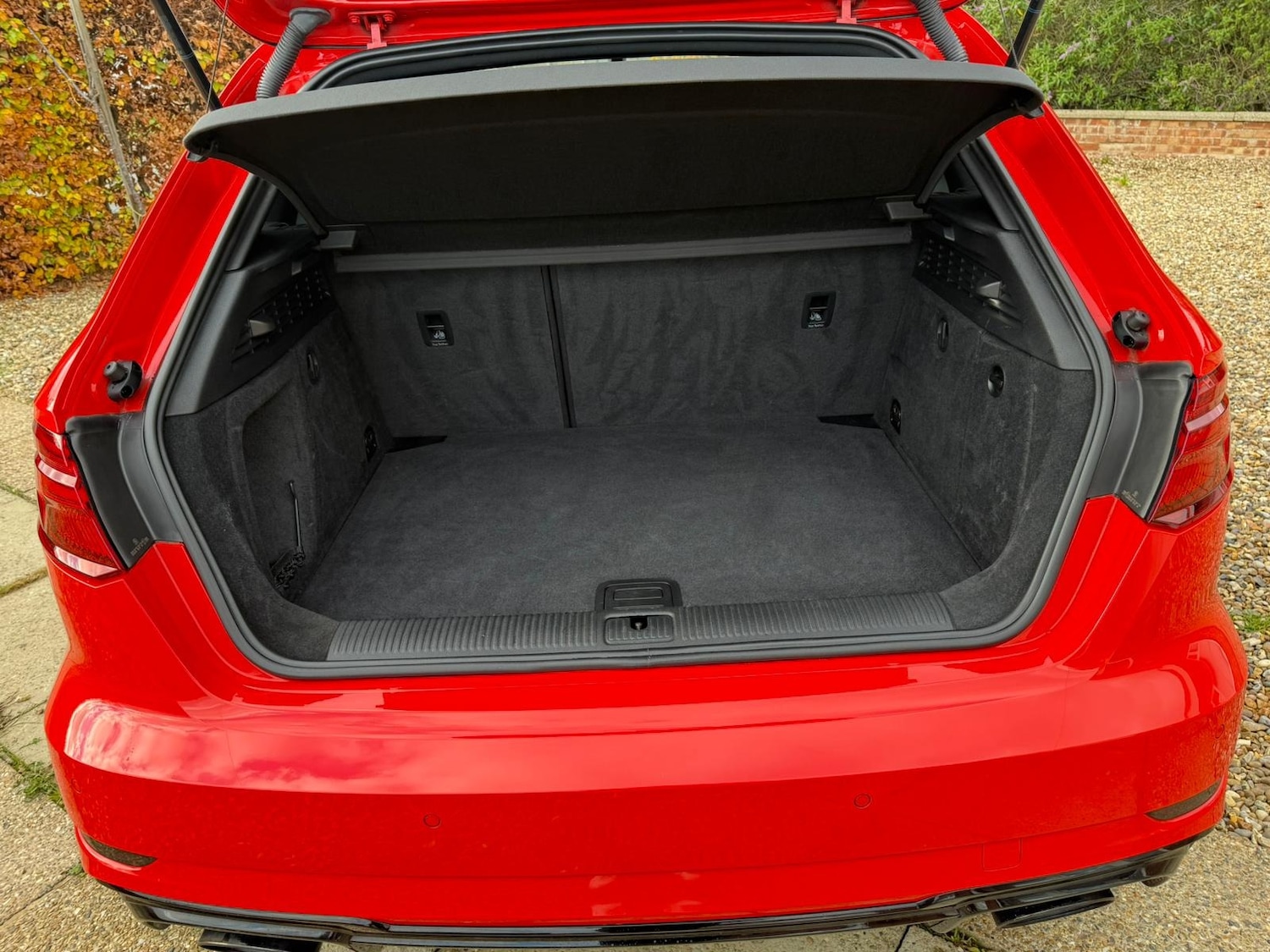 Used Audi RS3 2018 for sale - 76611111: Photo 30