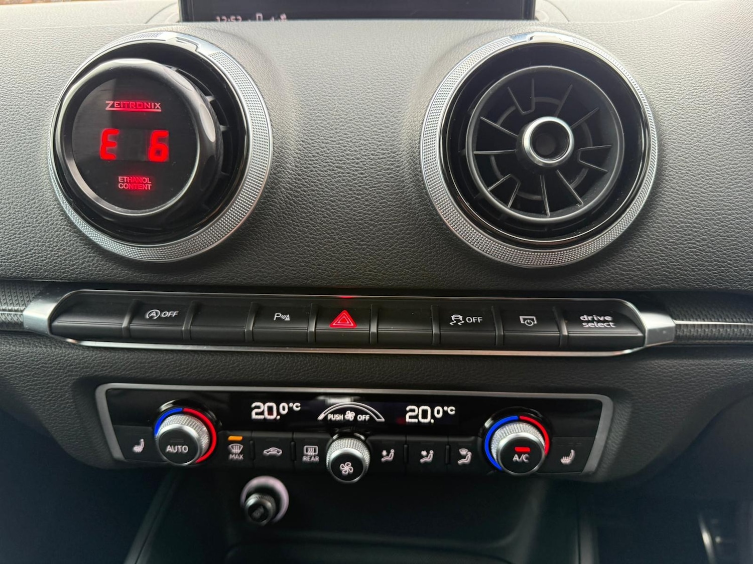 Used Audi RS3 2018 for sale - 76611111: Photo 59