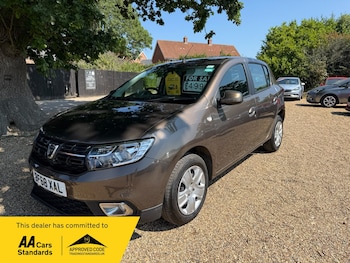 Used Dacia Sandero 2018 for sale - 79174680: Photo