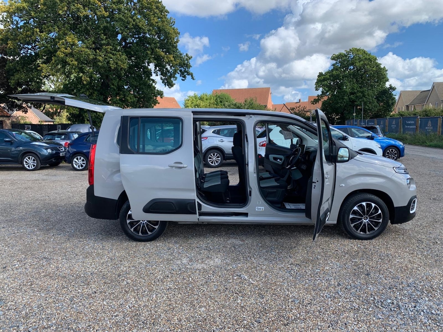 Used Citroen Berlingo 2019 for sale - 75761802: Photo 14