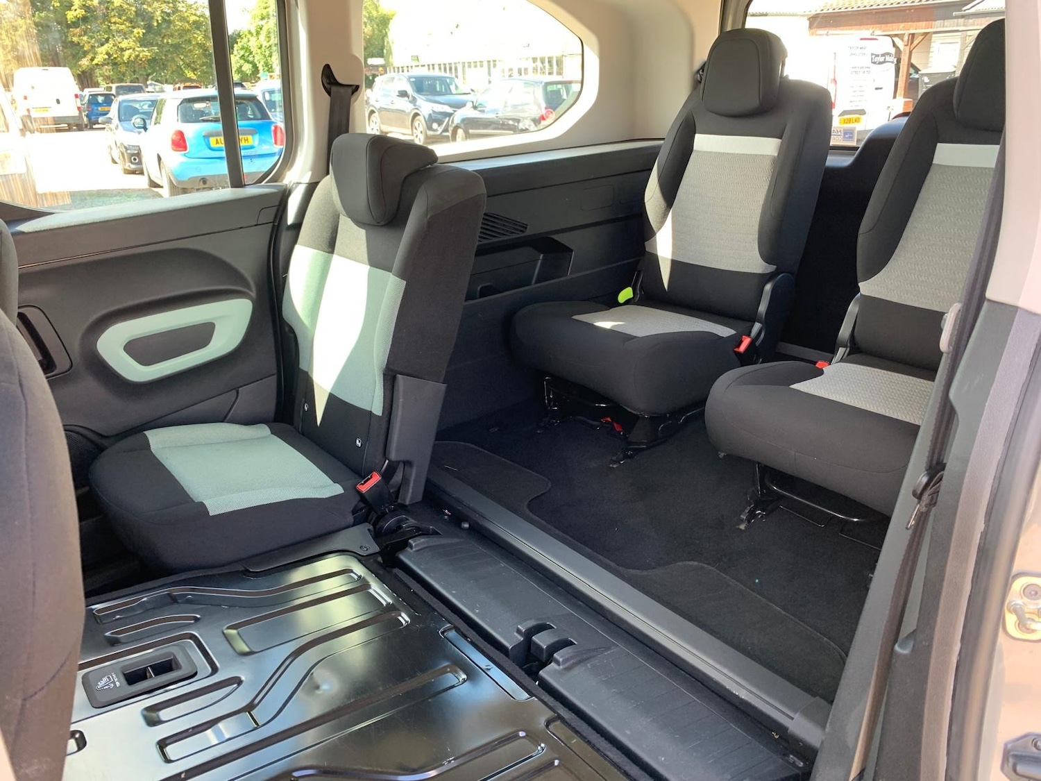 Used Citroen Berlingo 2019 for sale - 75761802: Photo 30