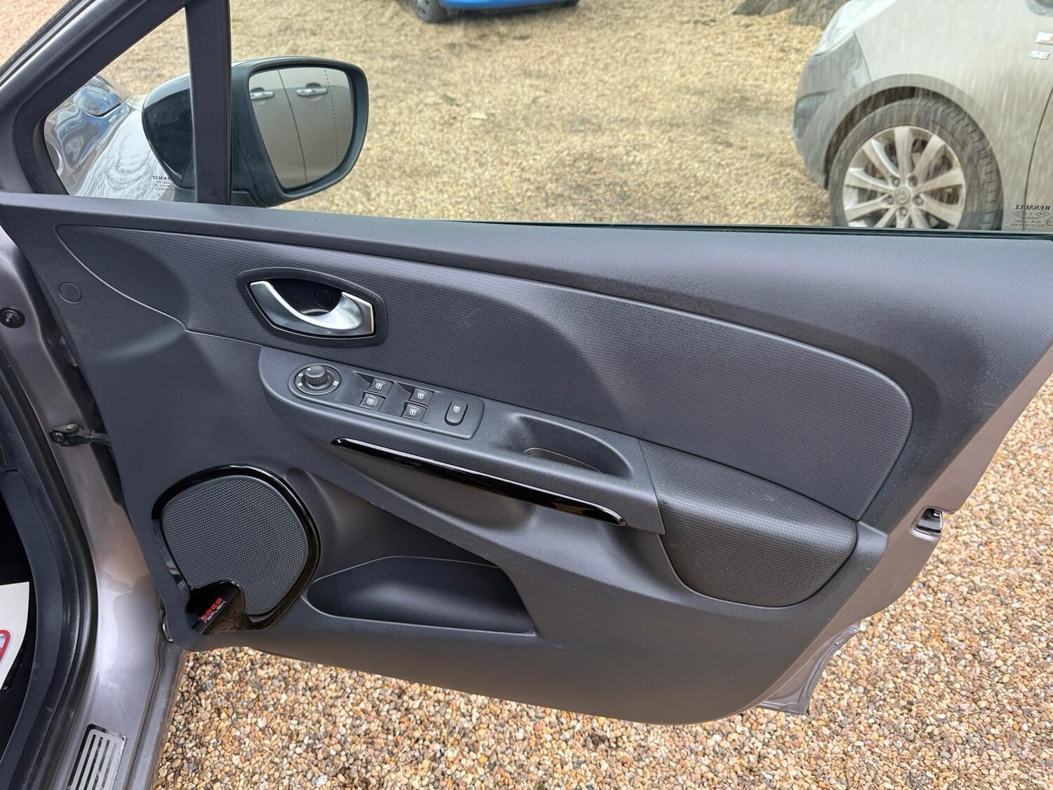 Used Renault Clio 2015 for sale - 77745162: Photo 13