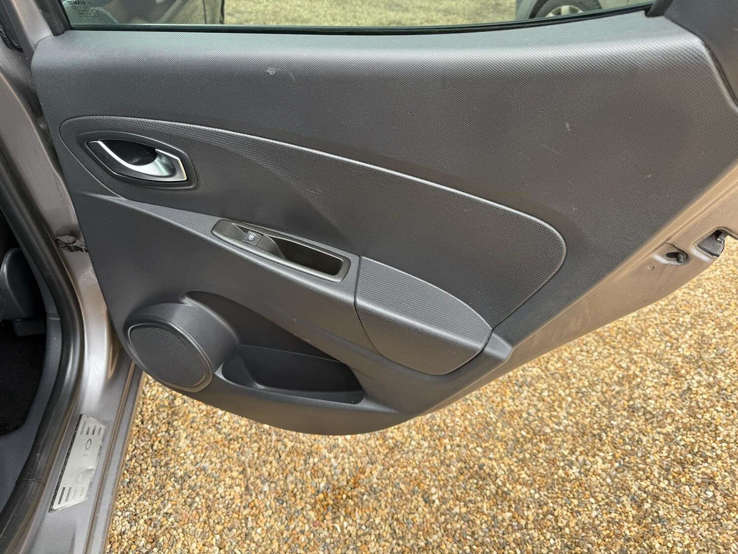 Used Renault Clio 2015 for sale - 77745162: Photo 14