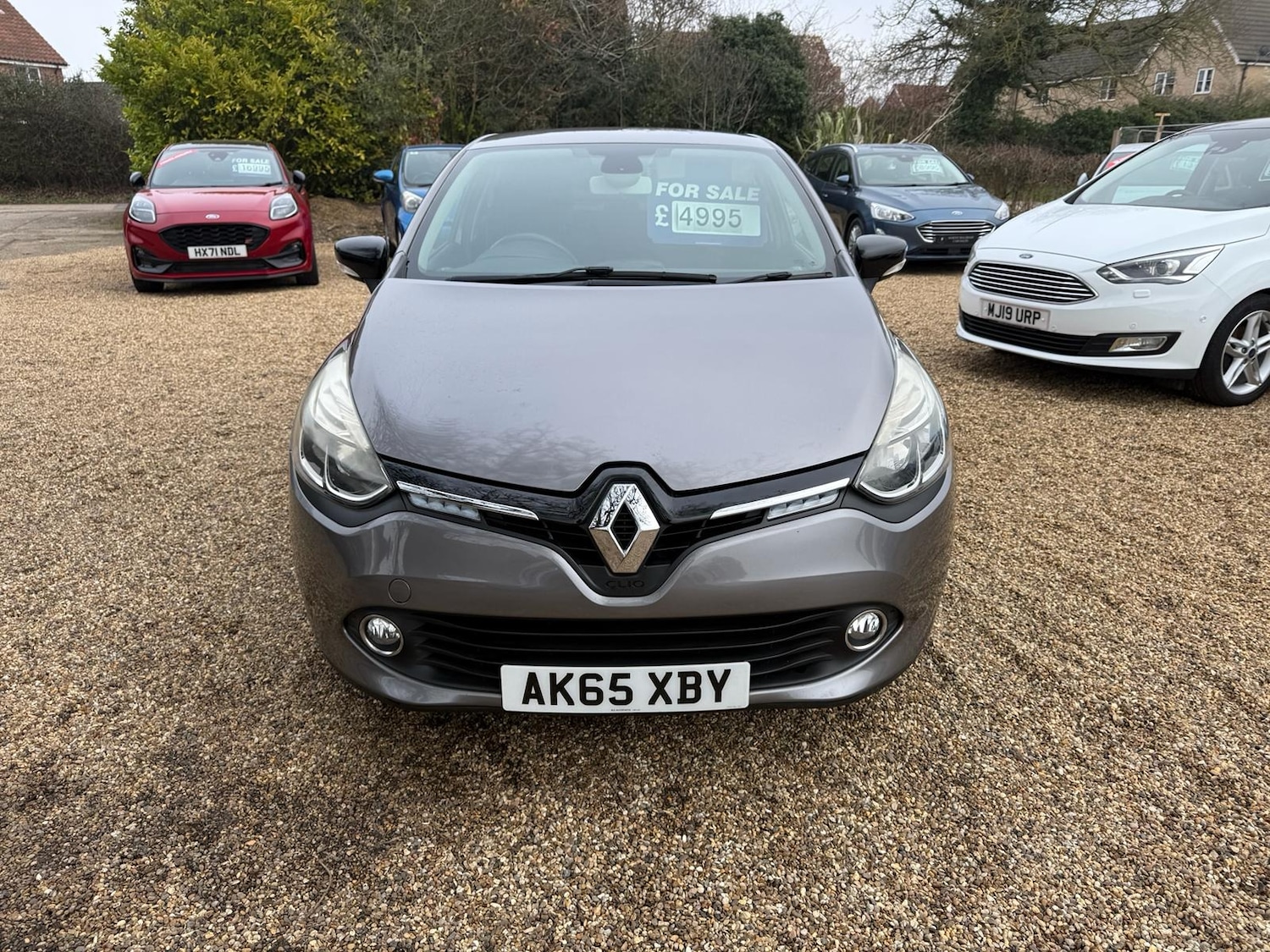 Used Renault Clio 2015 for sale - 77745162: Photo 2