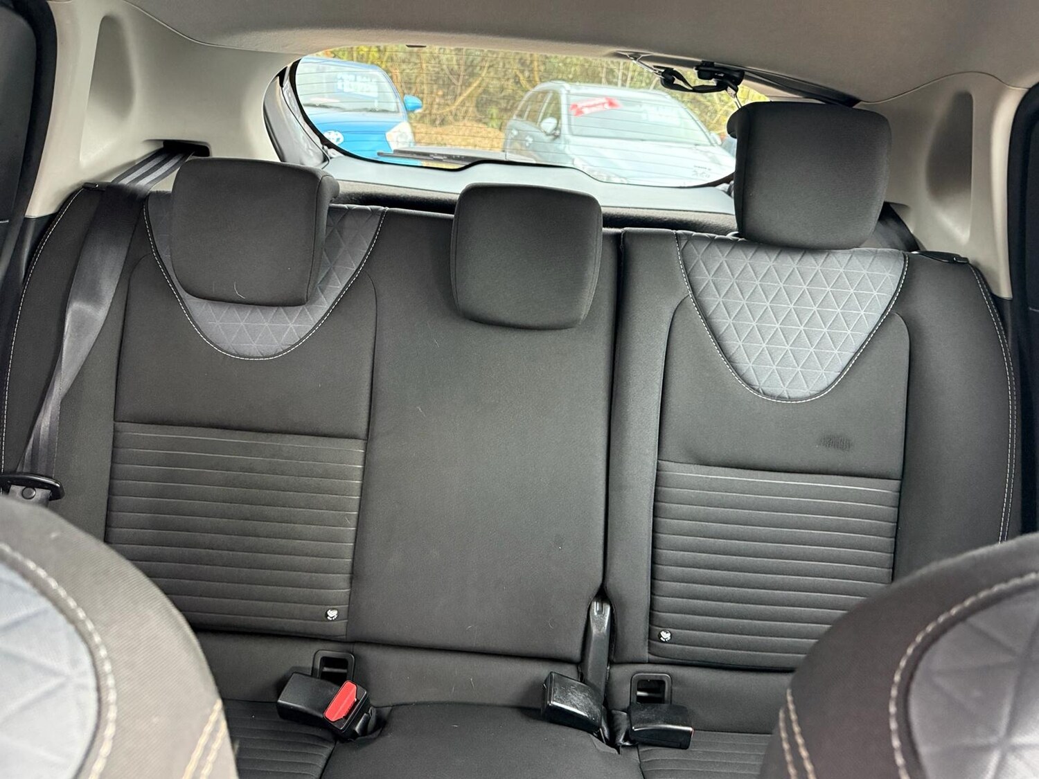 Used Renault Clio 2015 for sale - 77745162: Photo 27