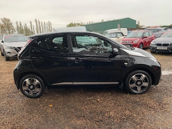 Used Toyota AYGO 2015 for sale - 76404675: Photo