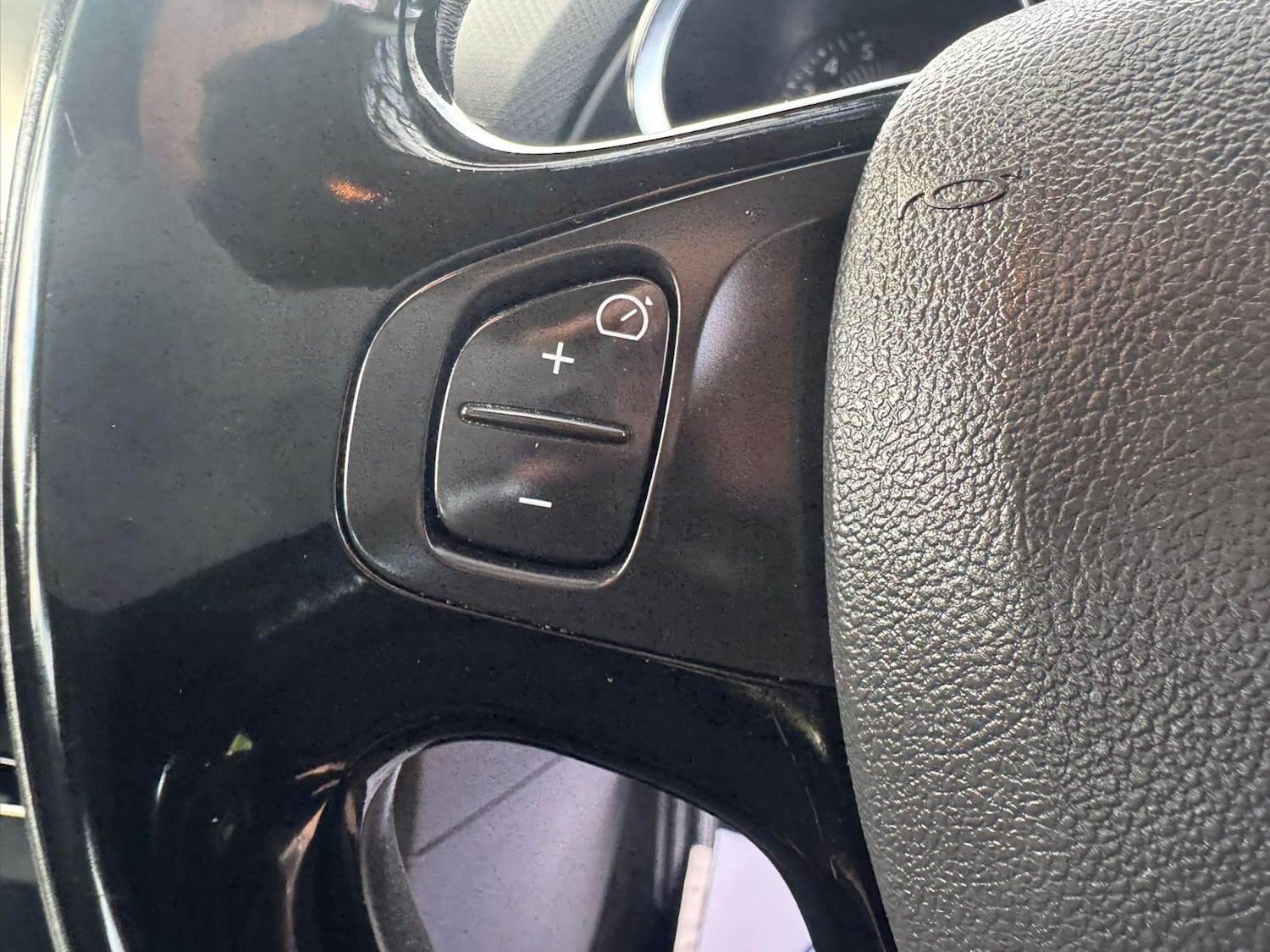 Used Renault Clio 2016 for sale - 77259351: Photo 30