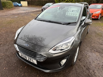 2018 (18) - 1.1 Zetec 5dr
