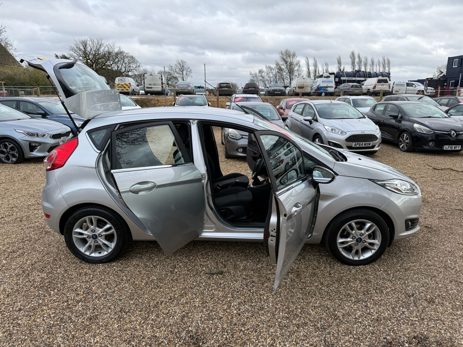 Used Ford Fiesta 2017 for sale - 77848200: Photo 11
