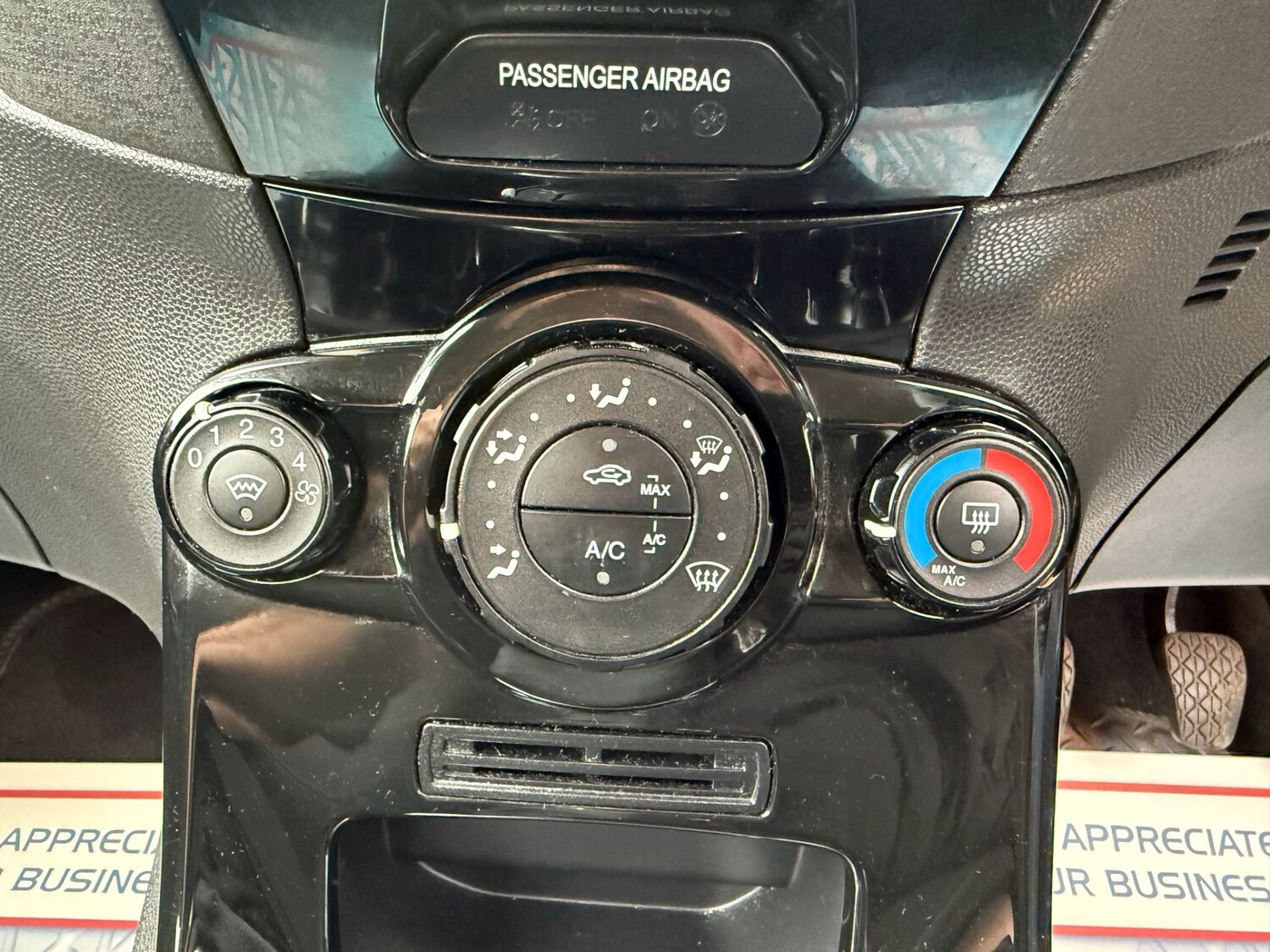 Used Ford Fiesta 2017 for sale - 77848200: Photo 21