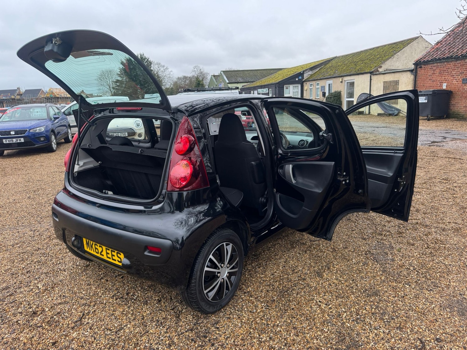 Used Peugeot 107 2012 for sale - 77541210: Photo 26
