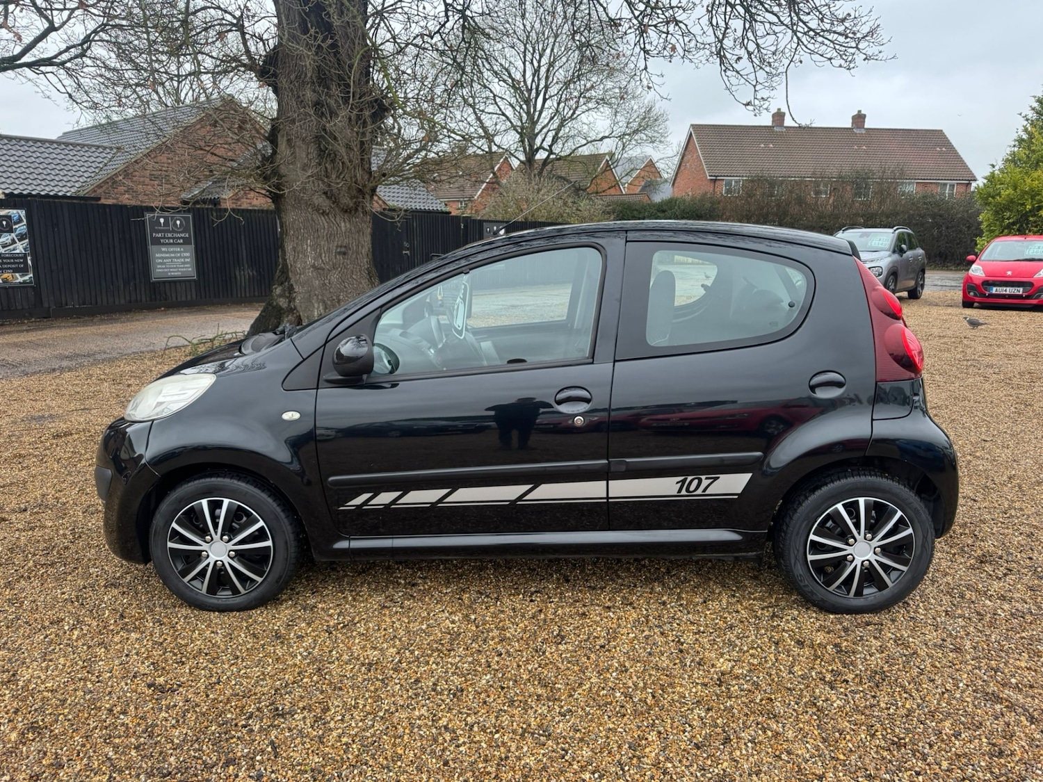 Used Peugeot 107 2012 for sale - 77541210: Photo 8