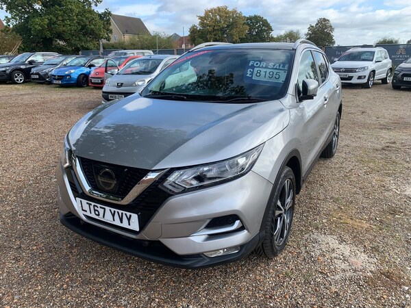 Used Nissan Qashqai 2017 for sale - 76230504: Photo 1