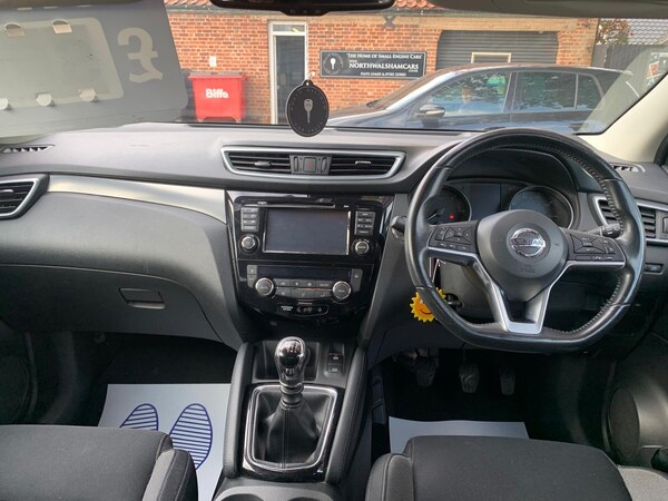 Used Nissan Qashqai 2017 for sale - 76230504: Photo 32