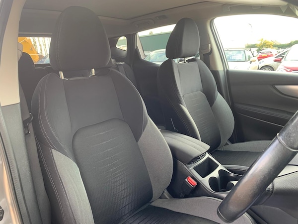 Used Nissan Qashqai 2017 for sale - 76230504: Photo 34