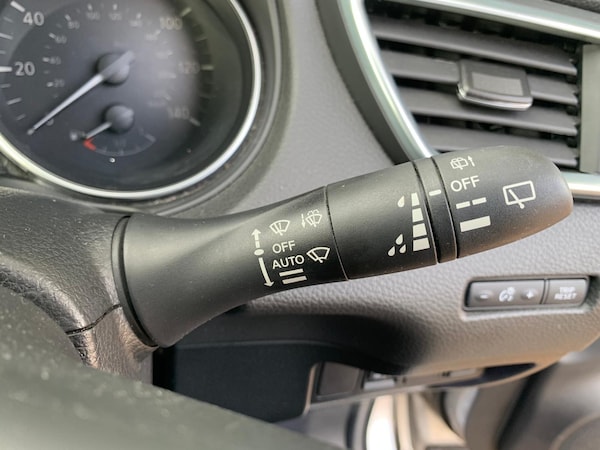 Used Nissan Qashqai 2017 for sale - 76230504: Photo 37