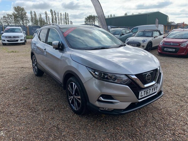 Used Nissan Qashqai 2017 for sale - 76230504: Photo 3