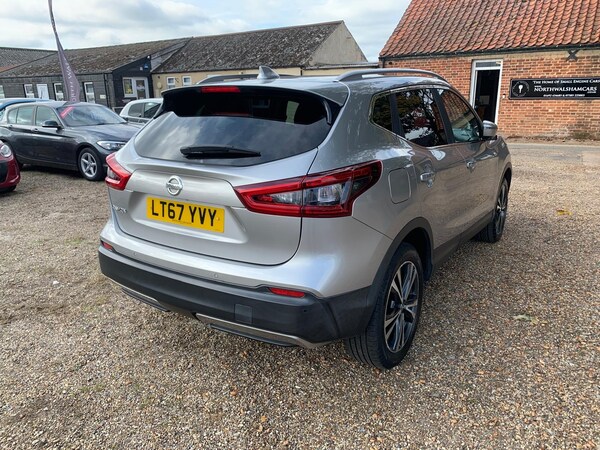 Used Nissan Qashqai 2017 for sale - 76230504: Photo 5