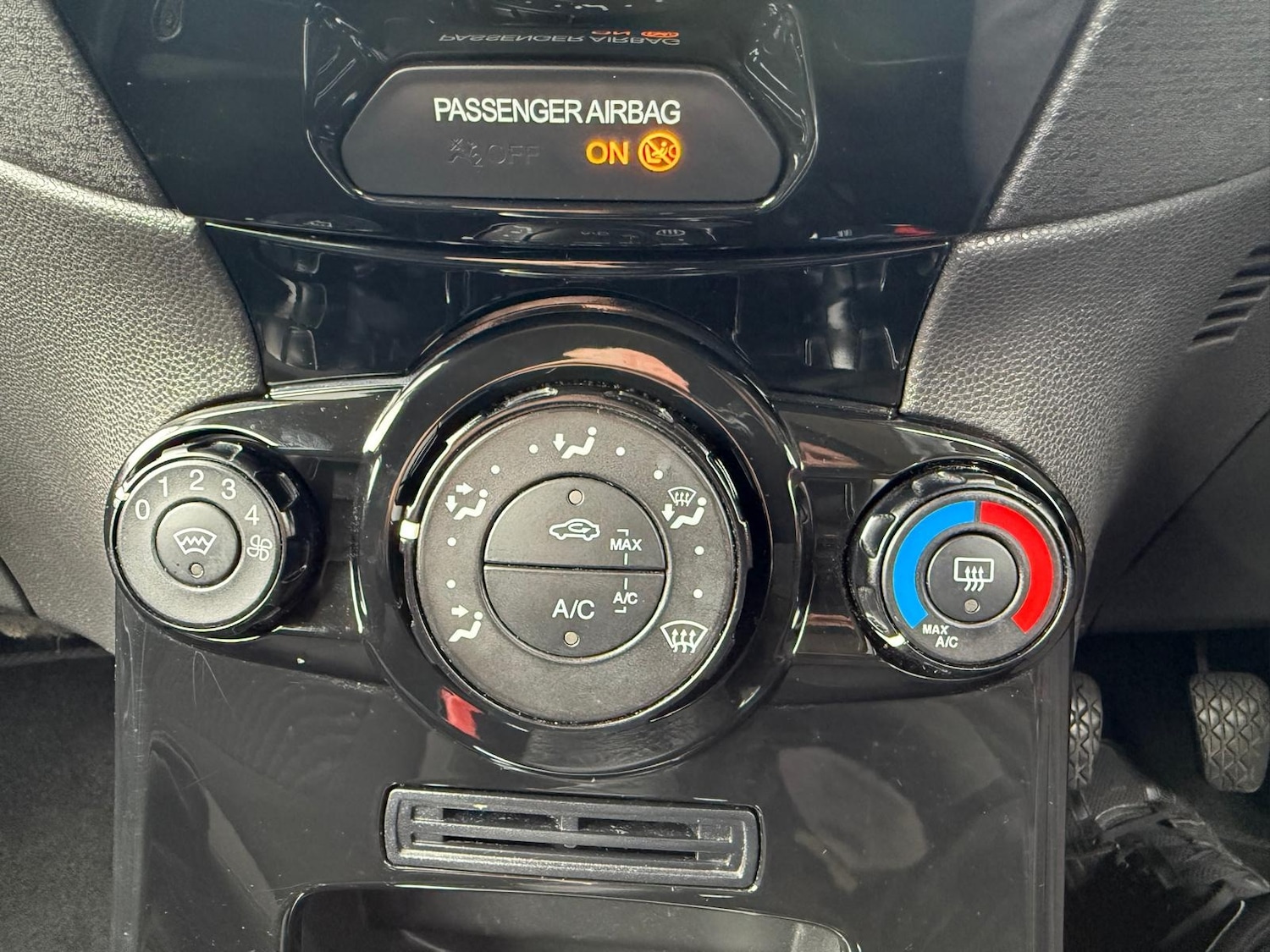 Used Ford Fiesta 2014 for sale - 78091019: Photo 25