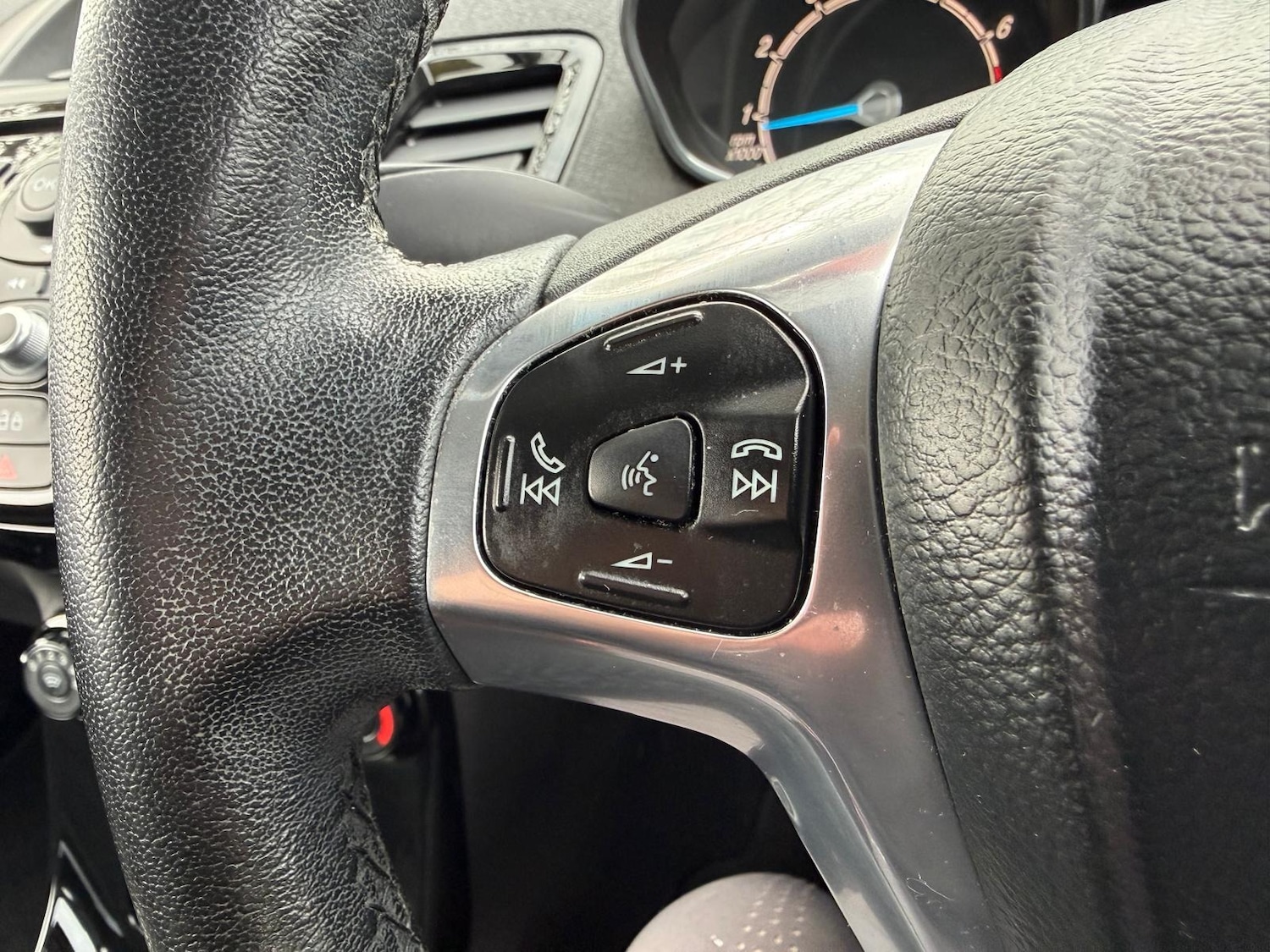 Used Ford Fiesta 2014 for sale - 78091019: Photo 28