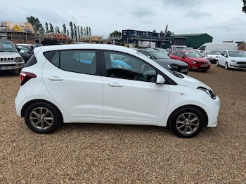 Used Hyundai i10 2017 for sale - 78826390: Photo