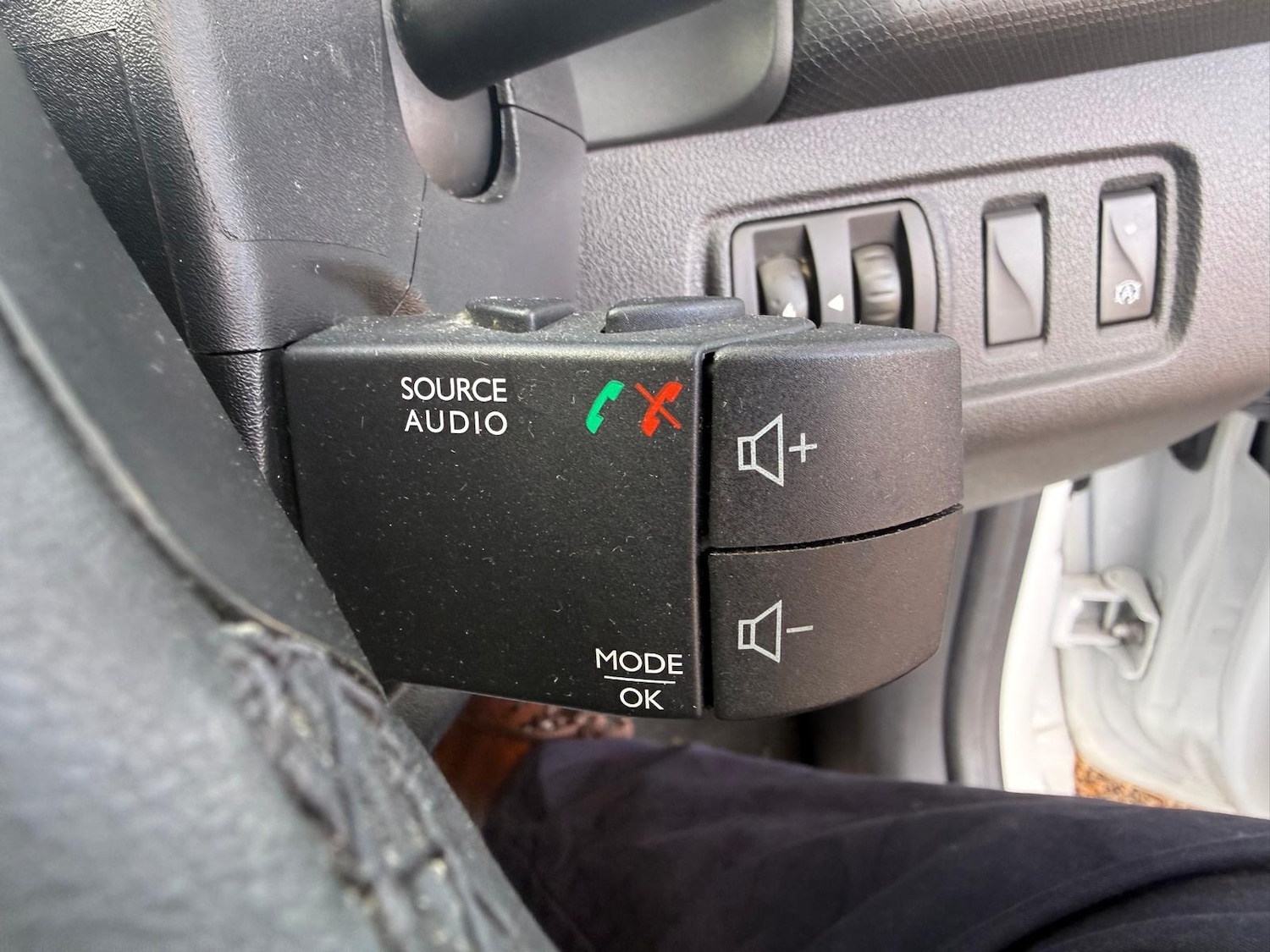 Used Renault Clio 2017 for sale - 78026219: Photo 34