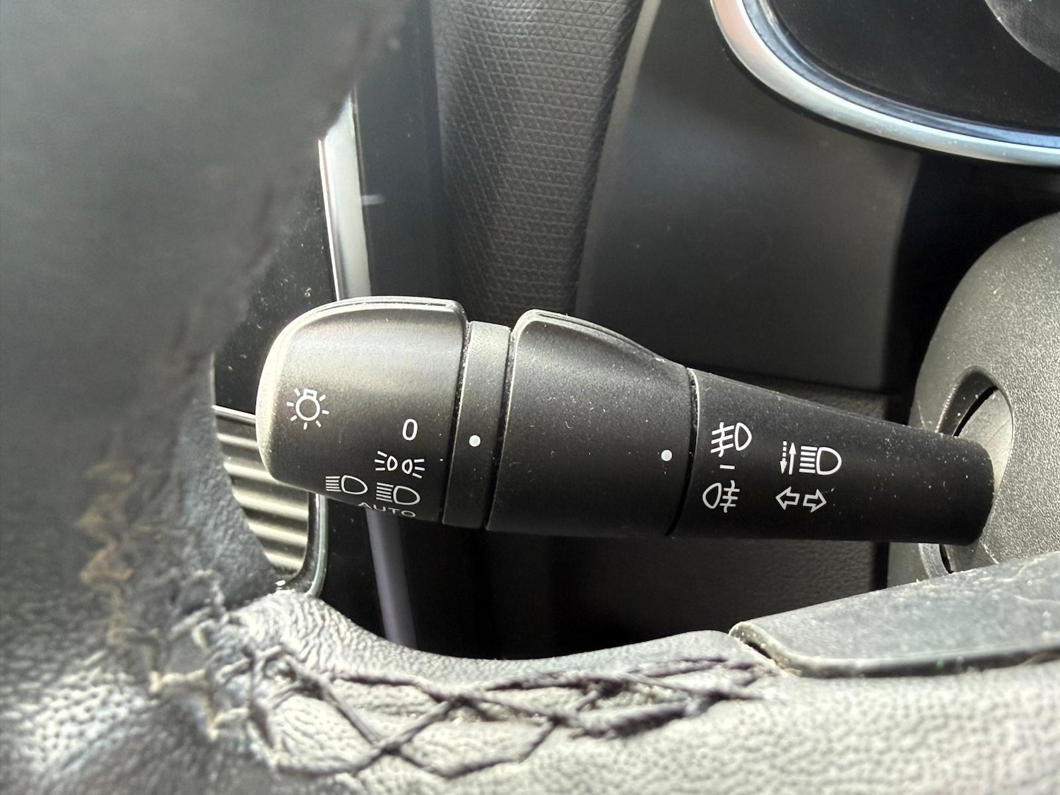 Used Renault Clio 2017 for sale - 78026219: Photo 36