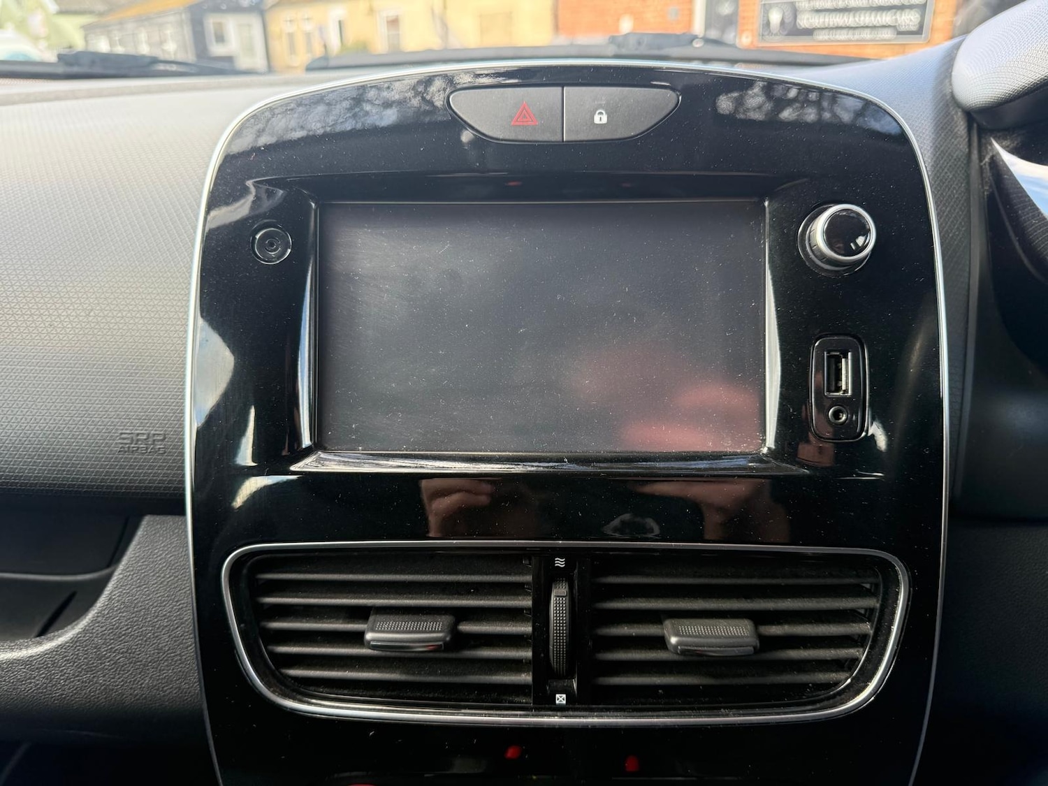 Used Renault Clio 2017 for sale - 78026219: Photo 40