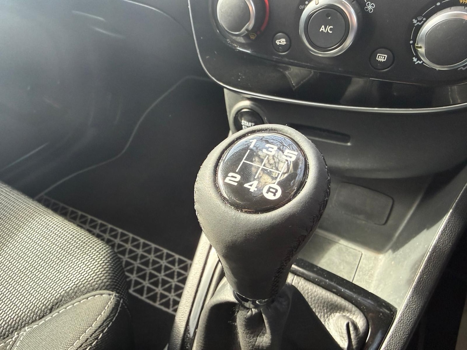 Used Renault Clio 2017 for sale - 78026219: Photo 43