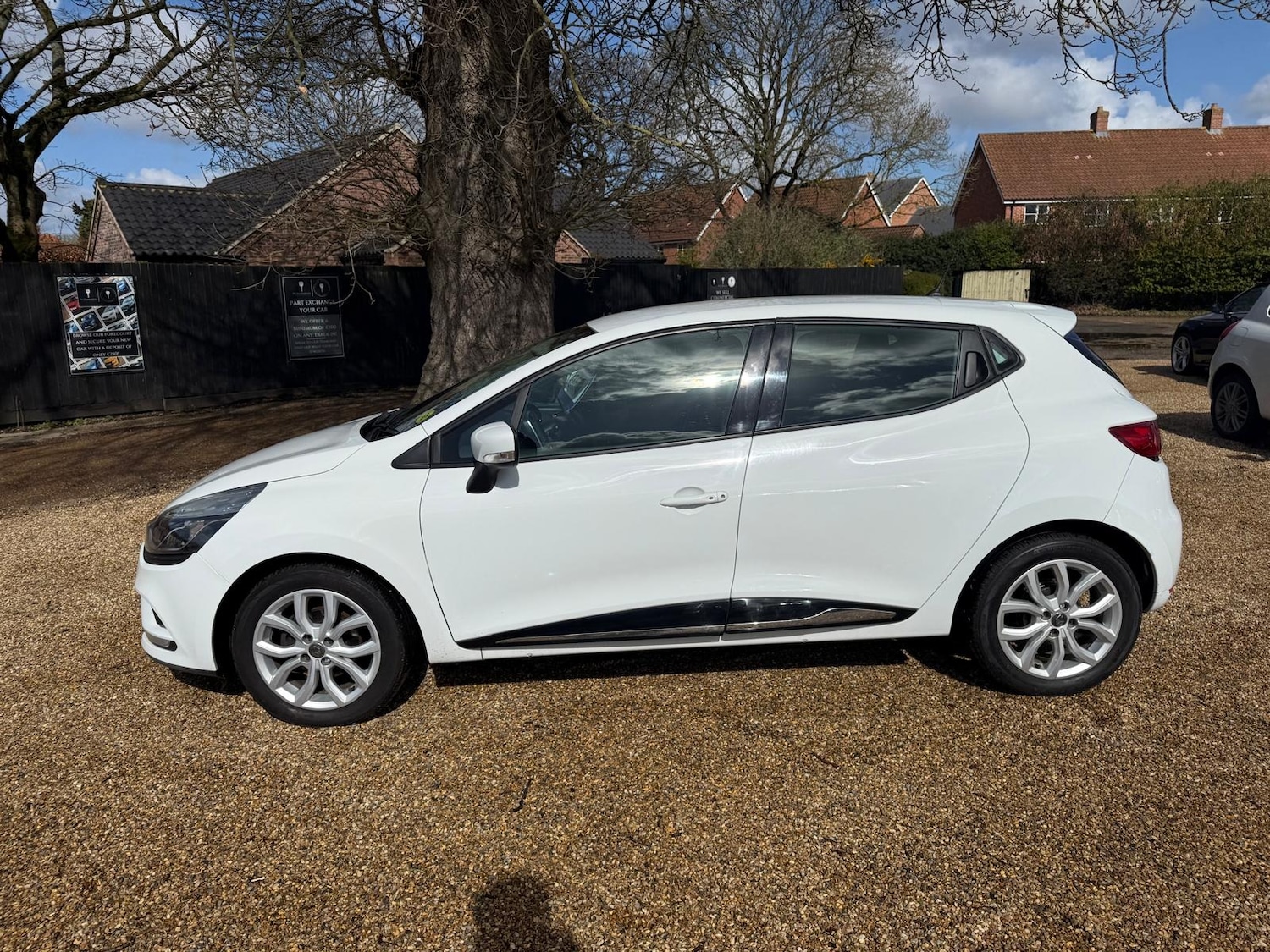 Used Renault Clio 2017 for sale - 78026219: Photo 8