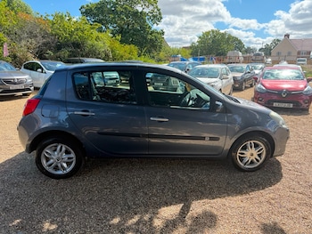 Used Renault Clio 2006 for sale - 79340438: Photo